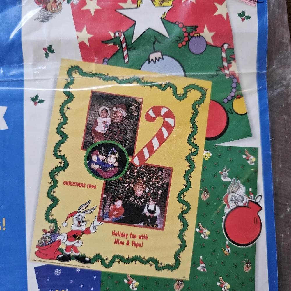 Looney Tunes NOS Christmas Fun Scrapbook Kit‎ Cut Outs Frames Crafts Vintage 90s